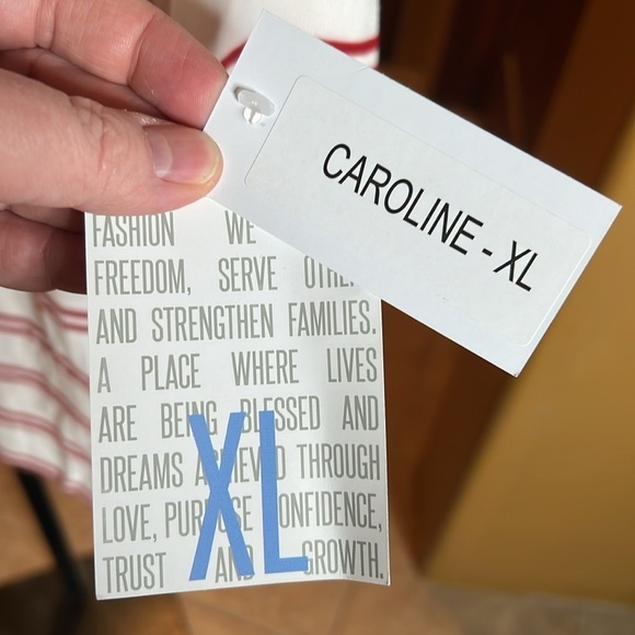 NWT LuLaRoe Cream Red Striped Caroline Cardigan Size XL - Picture 5 of 6